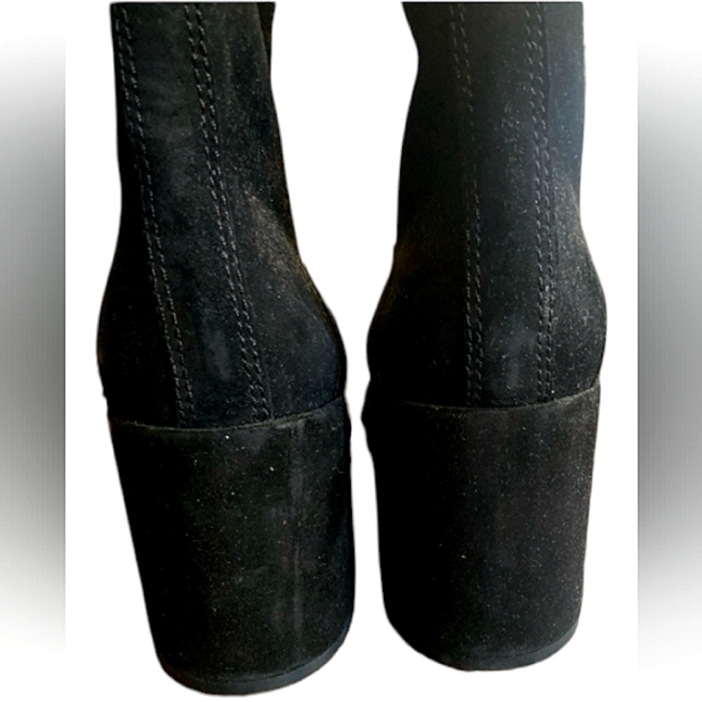 LUCKY BRAND BLACK SUEDE ANKLE BOOTS NIB - Picture 4 of 6